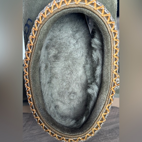 Ugg Tasman Slippers Burnt Olive Size 9 EUC! - Picture 12 of 16